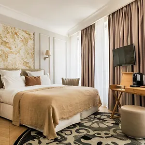 Maison Pigalle Отель